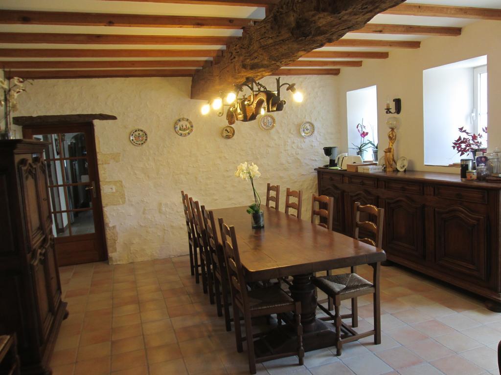 Maison D'Hotes Le Cadran Solaire Courcelles  Экстерьер фото